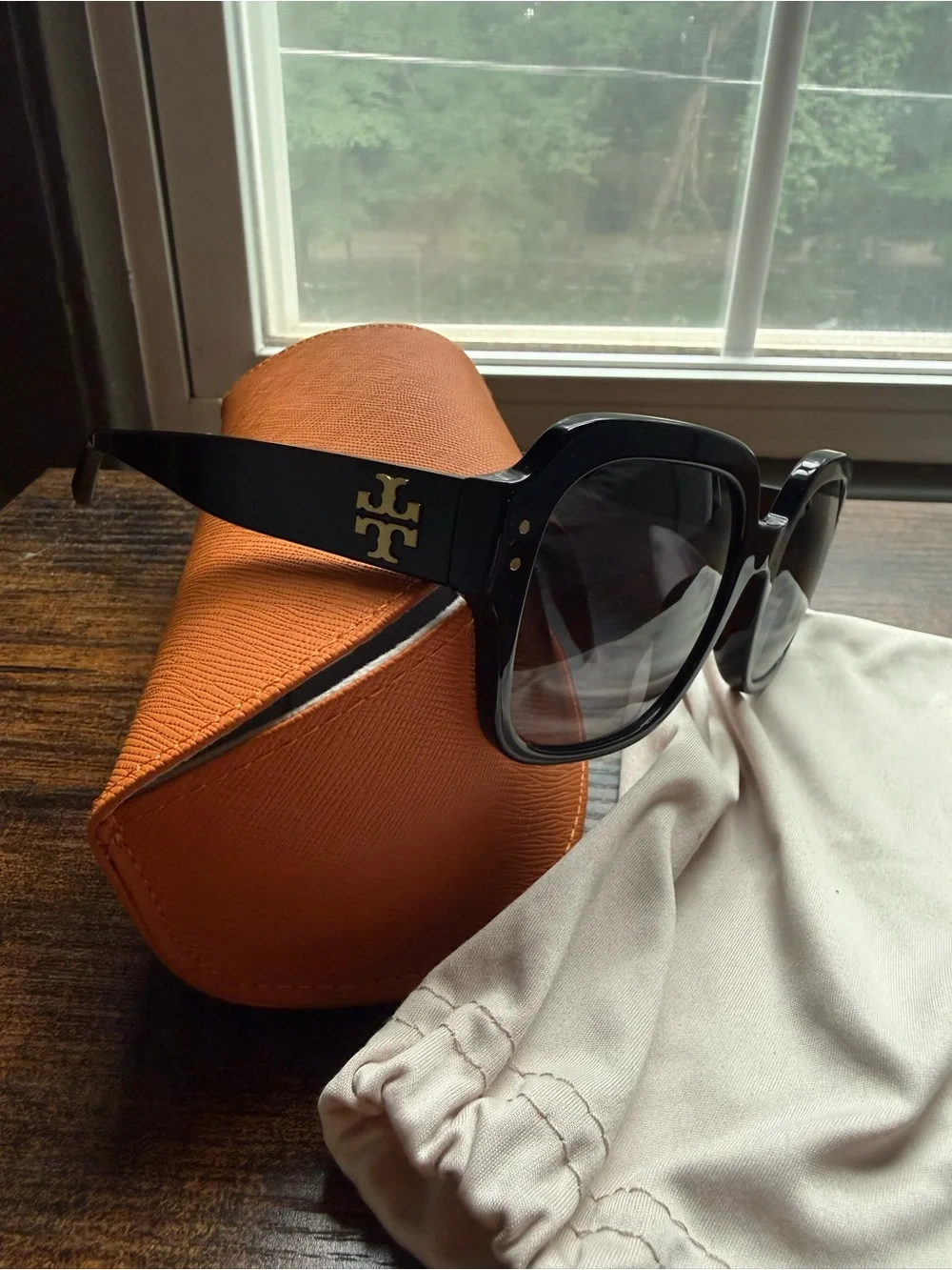 Tory Burch Black Sunglasses with Orange Logo Case